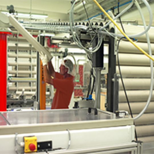Fasilitas produksi kemasan tabung composite can Indonesia